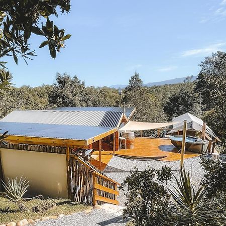 Adventurers Escape Apartment The Crags ภายนอก รูปภาพ